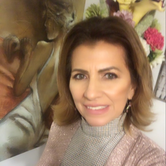 Meet your Posher, Rosa - Picture 1 of 1